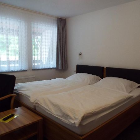Hotel Garni Zum Reinhardswald Gewissenruh Bagian luar foto